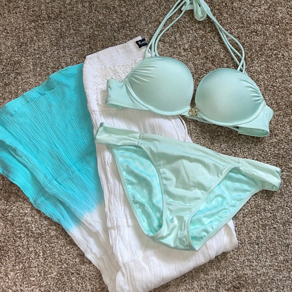 Victoria Secret Bombshell bikini.